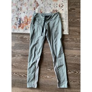 NIKE light green runners leggings